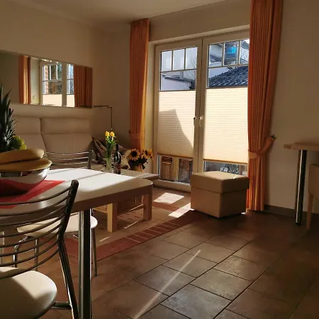 Moderne Kurparkresidenz * ティメンドルファー・シュトラント